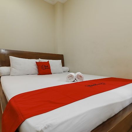 Hotel Reddoorz @ Kwitang à Jakarta Extérieur photo
